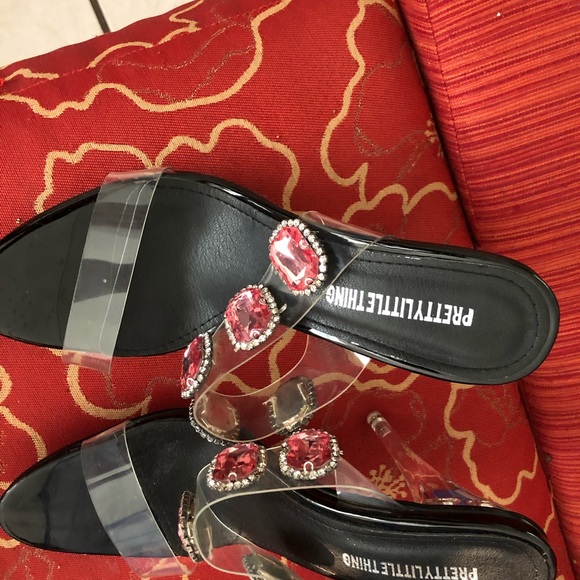 Heels - Picture 2 of 5